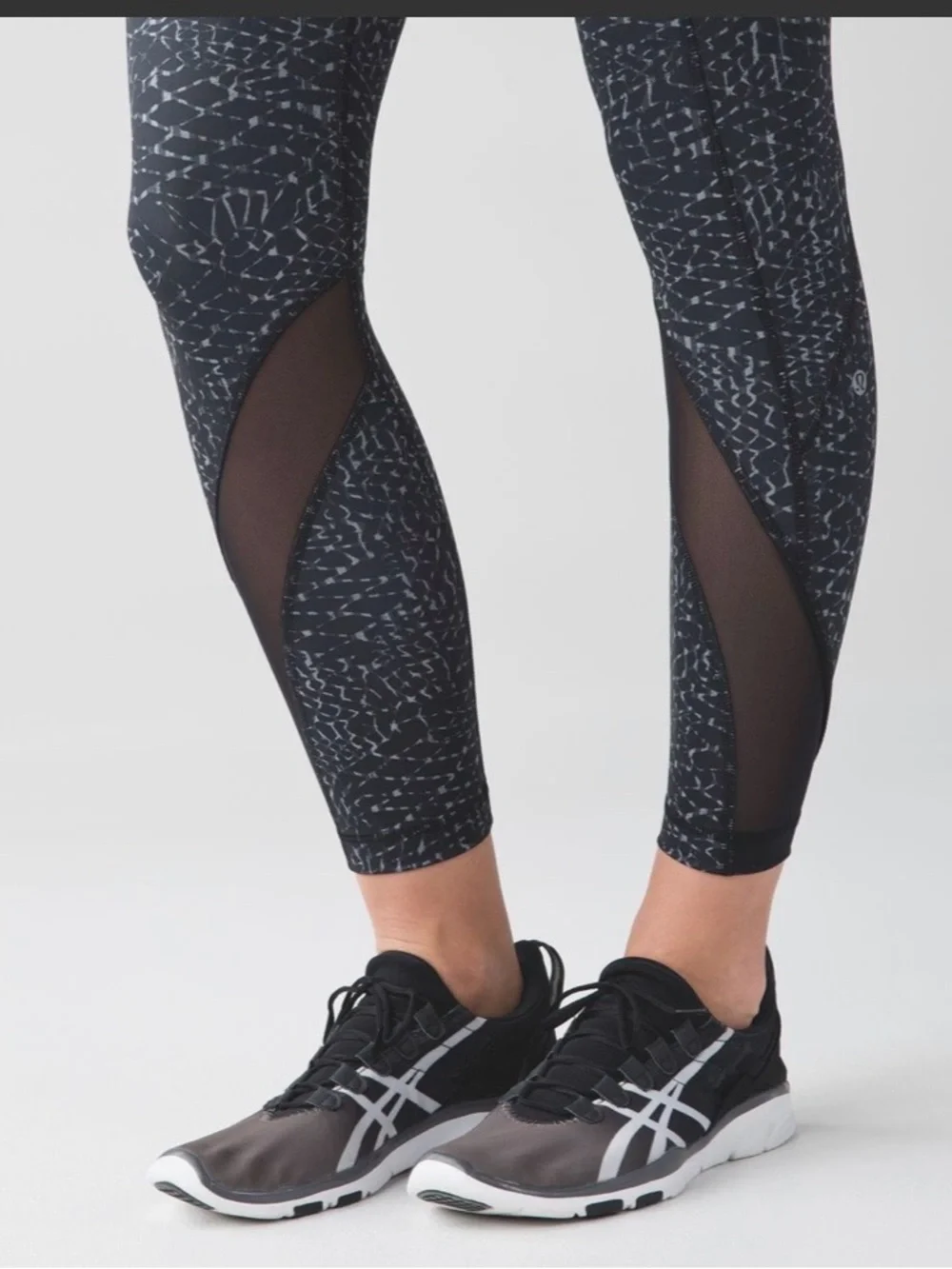 lululemon athletica excellent no